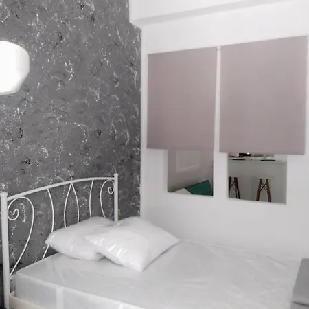 Theodosia Studio Hriszí Aktí Haniá